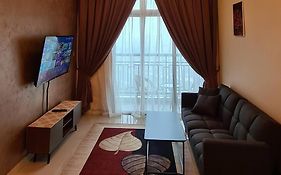 Eid Sks Habitat -Free Wifi Netflix, Larkin, Johor Bahru